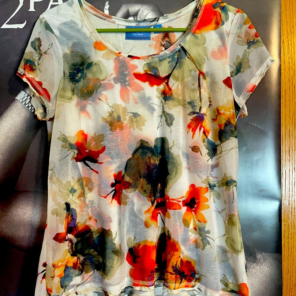 Vera Wang double layered top M